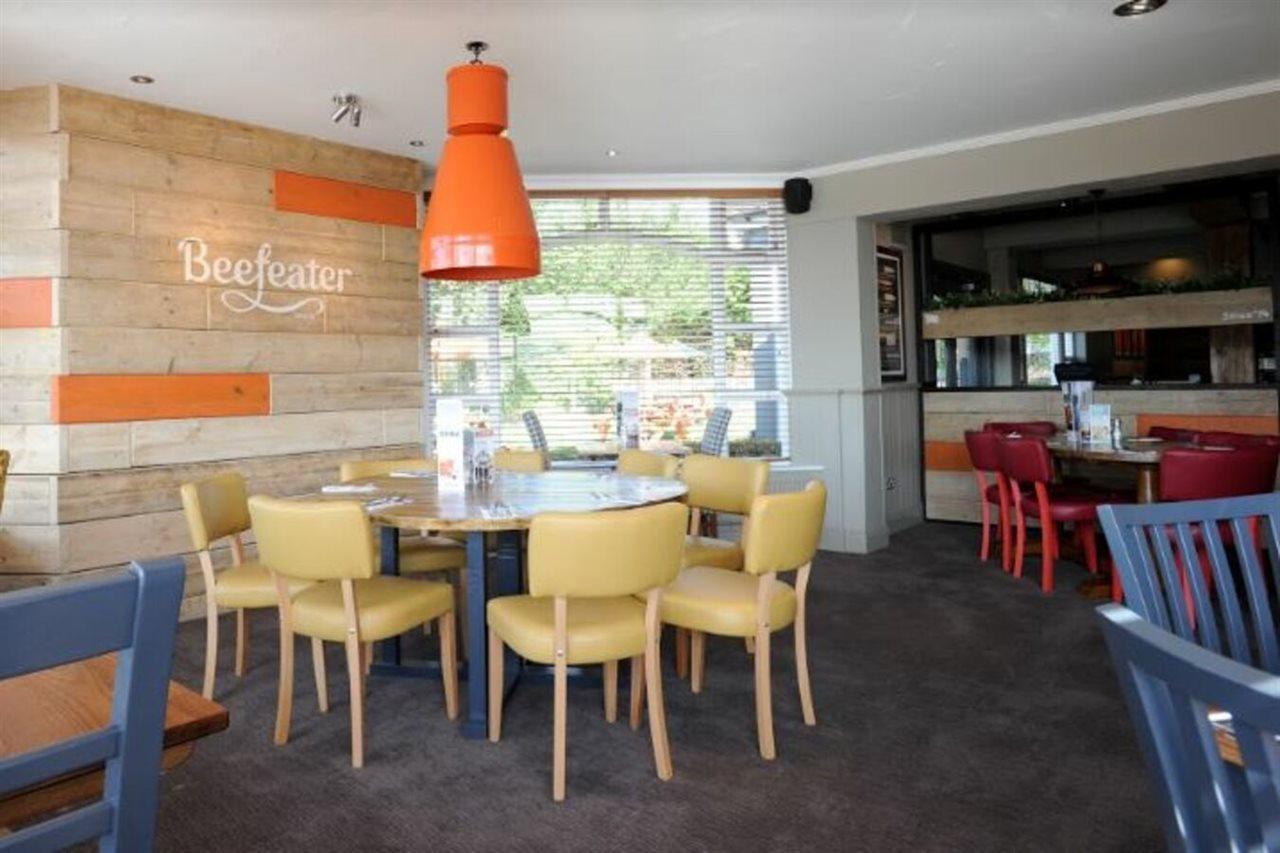Premier Inn Premier Inn Southend Airport מראה חיצוני תמונה