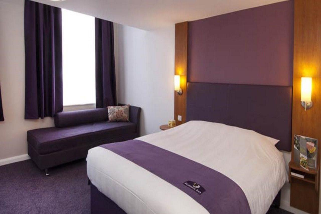 Premier Inn Premier Inn Southend Airport מראה חיצוני תמונה